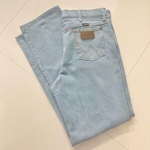Wrangler Cowboy Cut Men’s Jeans 
34x32 EUC, washed but never worn.